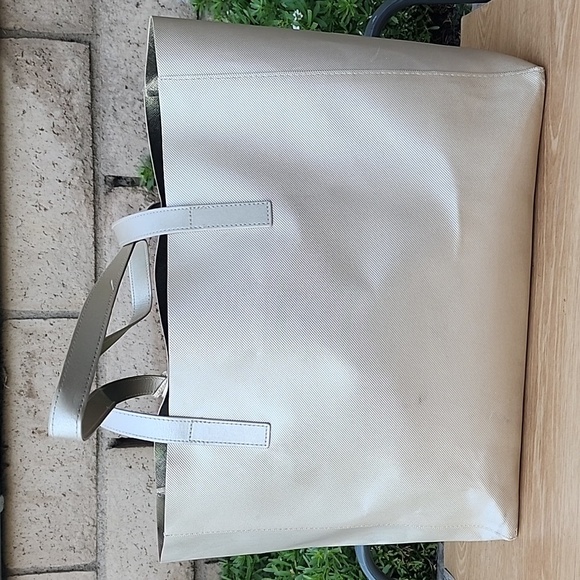 Michael Kors Champagne Metalic Gold Shopping Tote - Picture 3 of 13